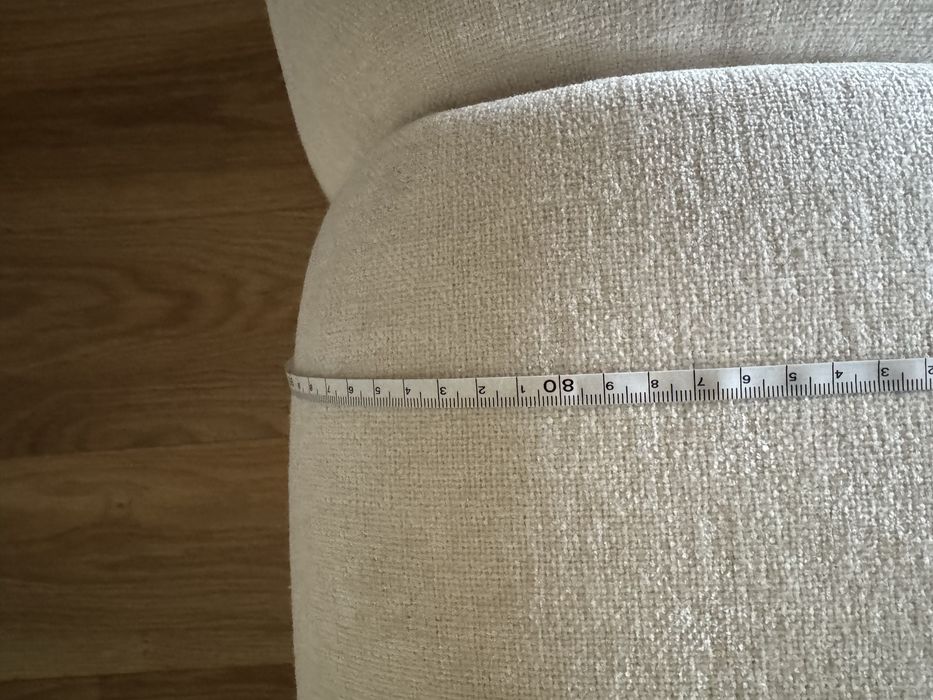 Sofá novo em tecido