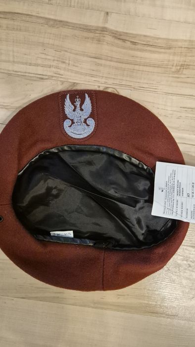 Beret bordowy 418/mon