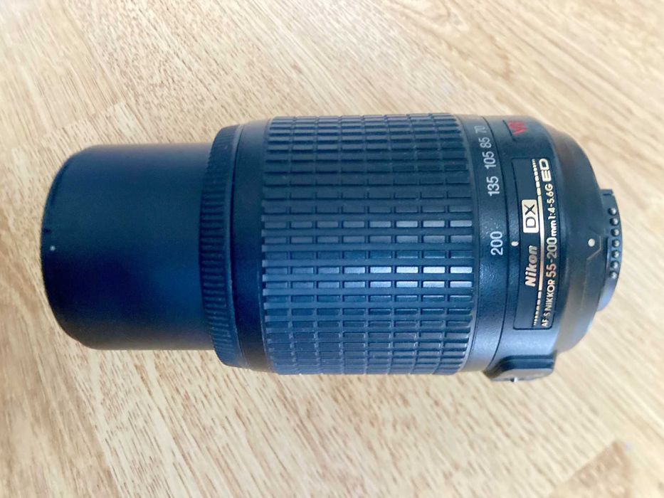 Об’єктив Nikon DX AF-S Zoom-Nikkor 55-200mm 1:4-5.6G ED VR IF SWM