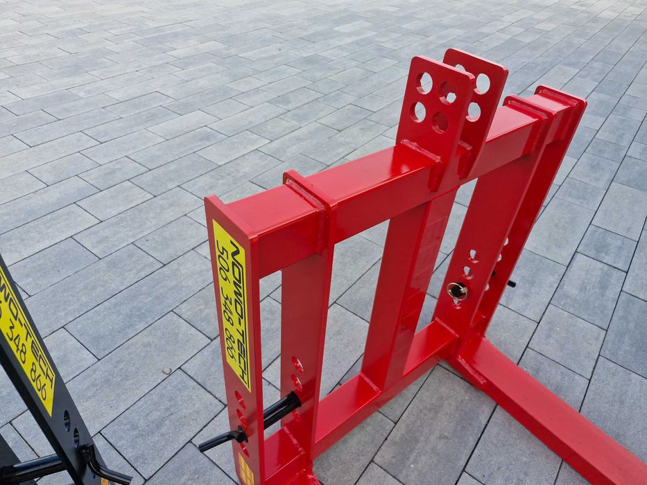 paleciak na tył ciągnika, widły do palet, 4 uchwyty mocujące, nowość