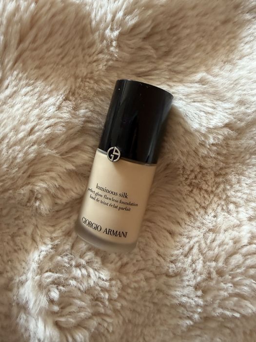 Giorgio Armani Luminous Silk Foundation  stara formuła Jedwabisty podkład rozświetlający