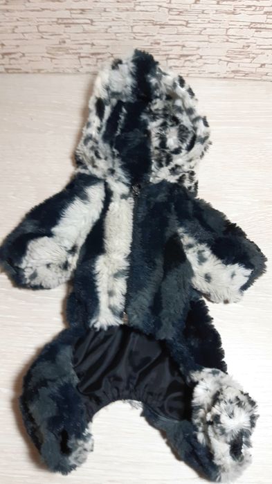 Комбінезон для маленької собачки