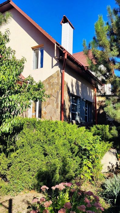 Продам Дом 300 м.кв. на Клочко ТРЦ КАРАВАН Березинка