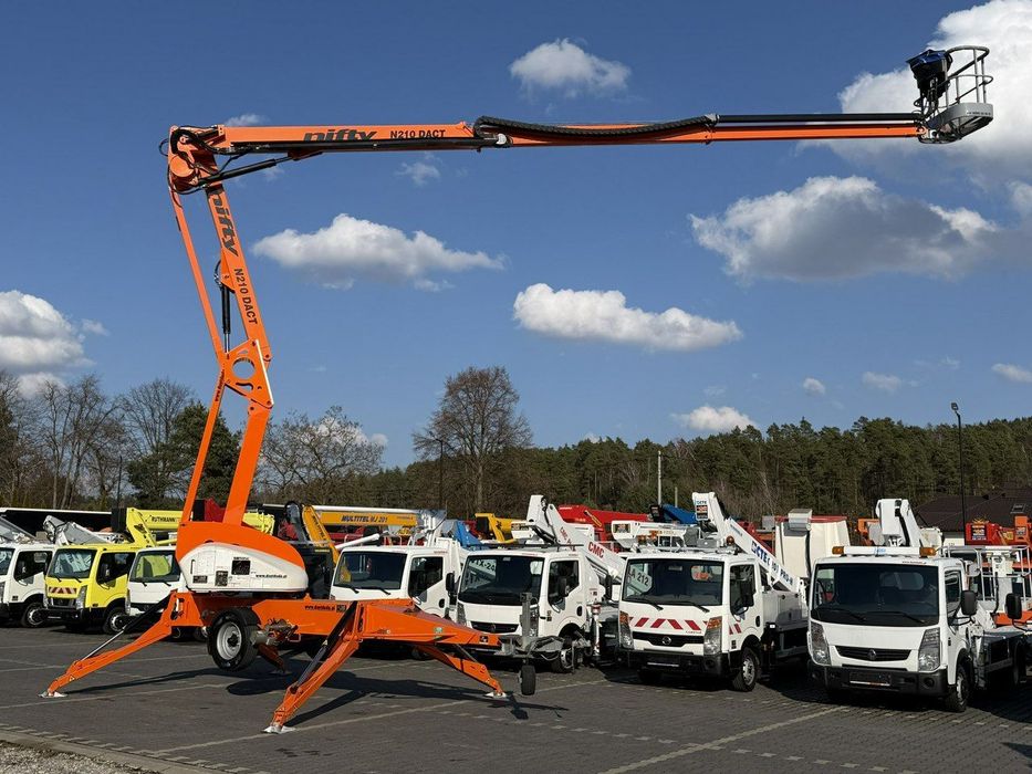 Nifty NL 210 DACT 21m Podnośnik koszowy Zwyżka na przyczepie  12.5m w bok Silnik KUBOTA + Zasilanie elektryczne SUPER STAN Ważne P7
