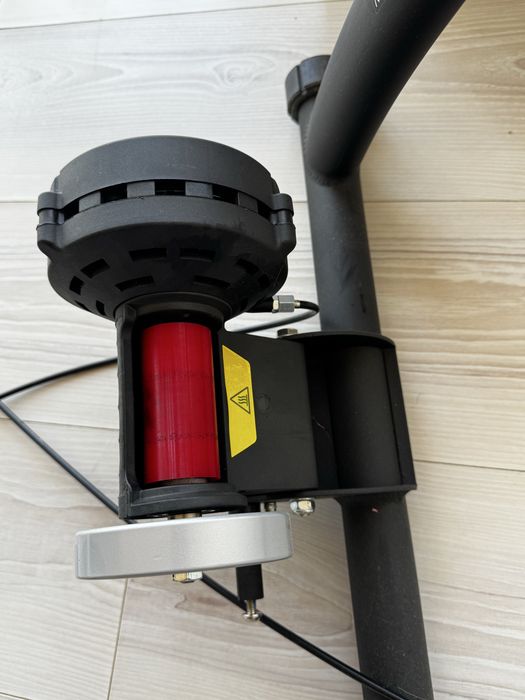 Продам велостанок INRIDE100  Btwin