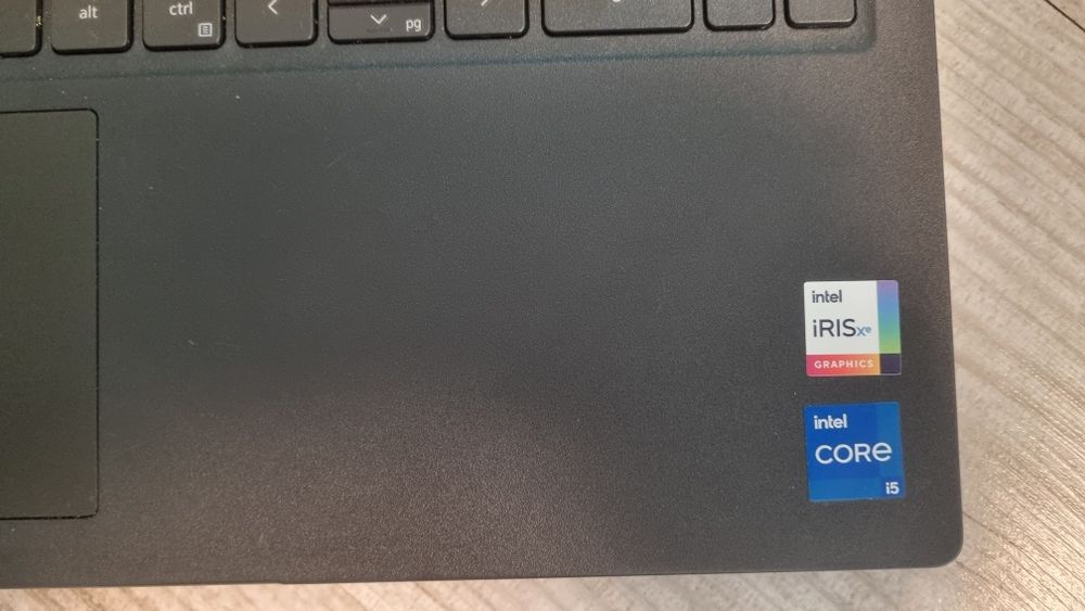 Dell 3520/I5-1135G7/DDR-32/SSDM2-512/Відеокарта IRIS