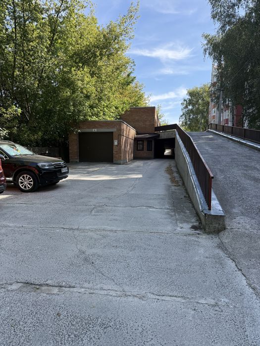 Гараж 17,5 м² на вул. Чернівецькій — ПРОДАЖ або ОРЕНДА