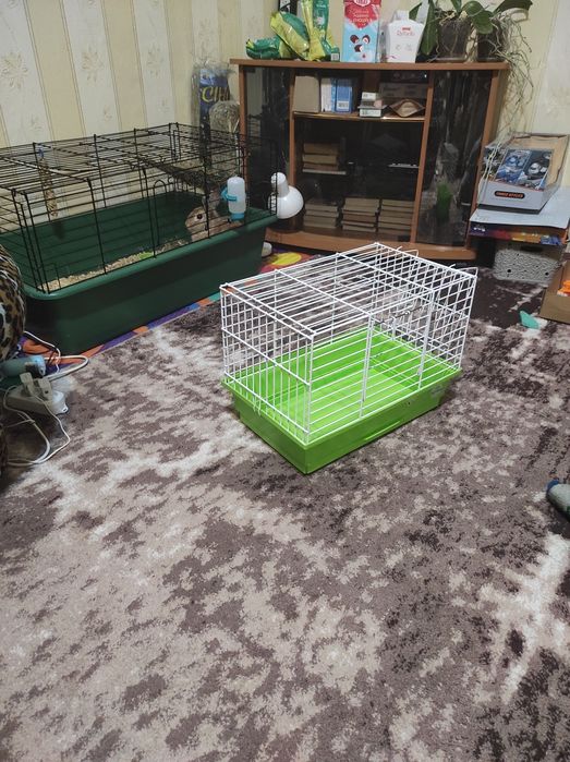 Продам б. У клітку