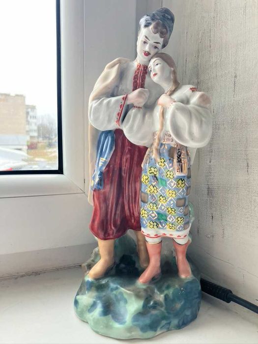 Порцелянова статуетка «Травнева ніч» (Київ 1962 - 1976 рік) КЄКХЗ