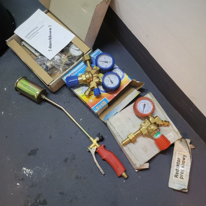 Rękawice spawalnicze i inne