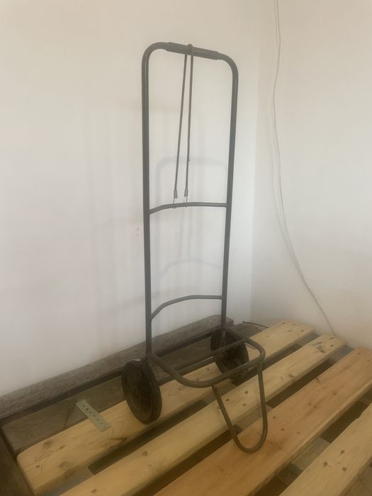 Кравчучка тачка тележка візок возик кучмовоз