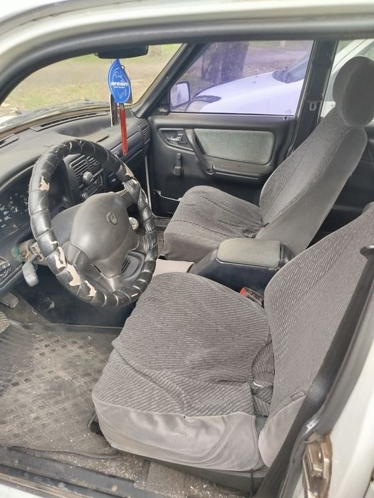 Автомобиль Волга 3110