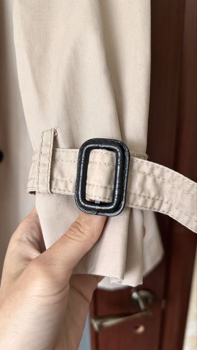 Укорочений тренч Stradivarius