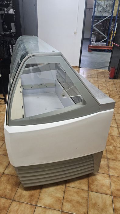 Arca de Gelados de Bola