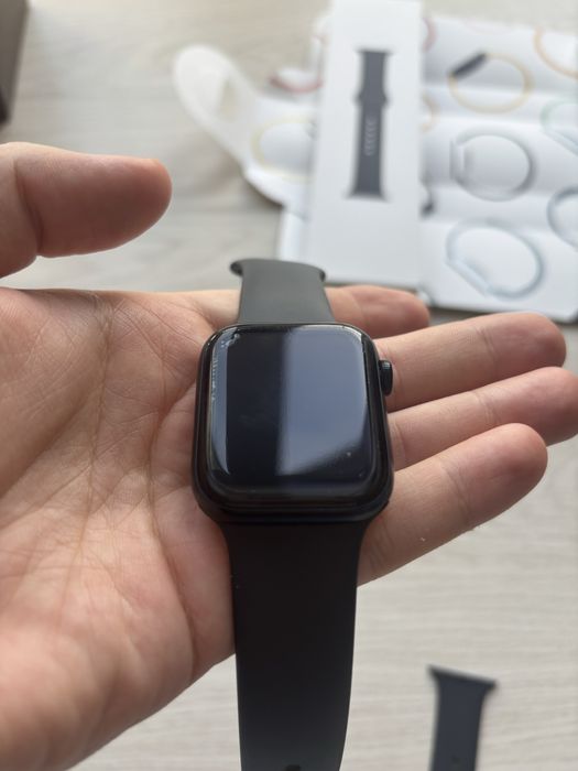 Apple Watch SE2 44mm - kompletny zestaw