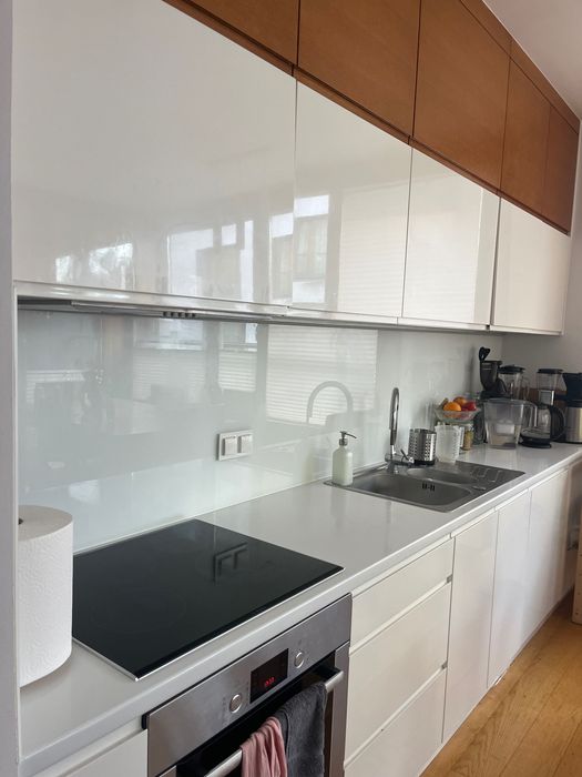 Apartament 63m2, 3 pokoje- garaż- BIELANY- PIASKI-Metro Słodowiec