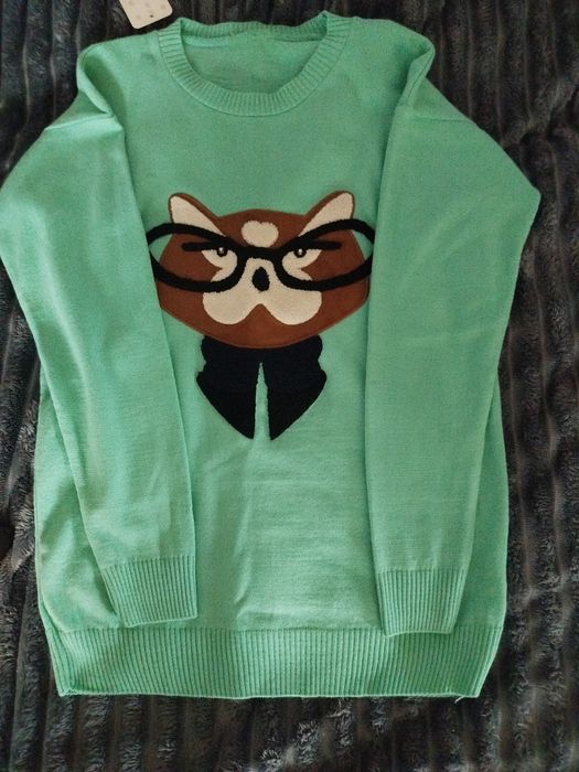 світер жіночий з принтом