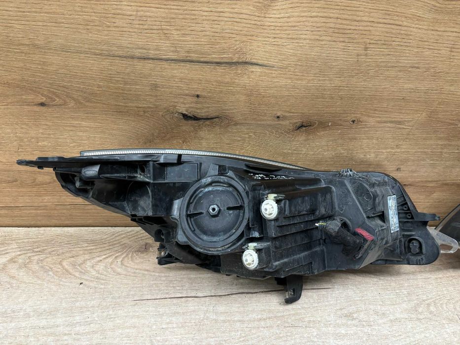 Lampa przednia lewa prawa Opel Insignia lift