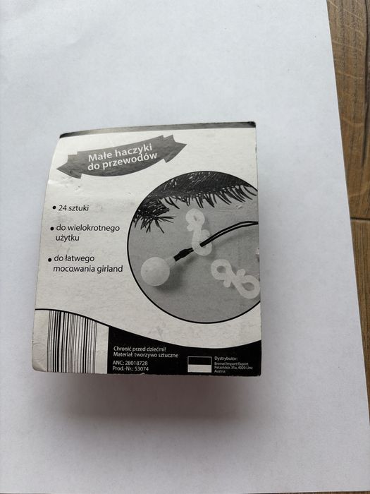 Małe haczyki do przewodów