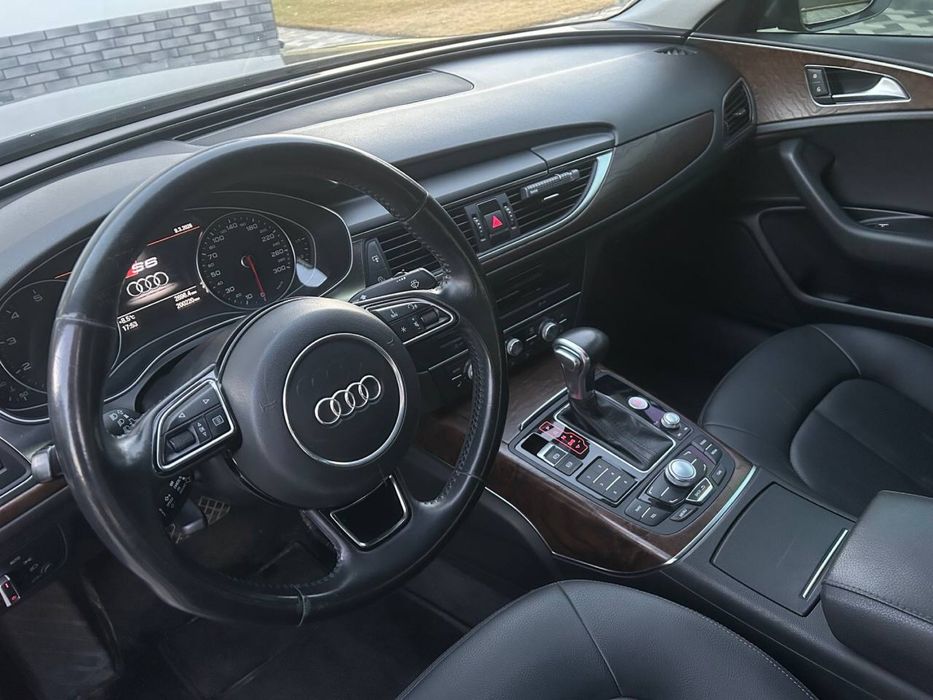 Продам Audi A6 C7
