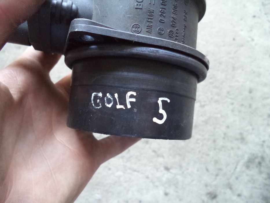 Przepływomierz powietrza Volkswagen Golf 5 V