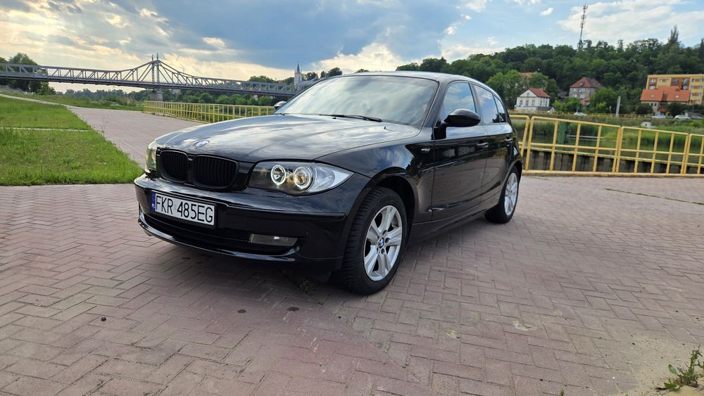 Sprzedam BMW E87 Seria 1  118d 143km