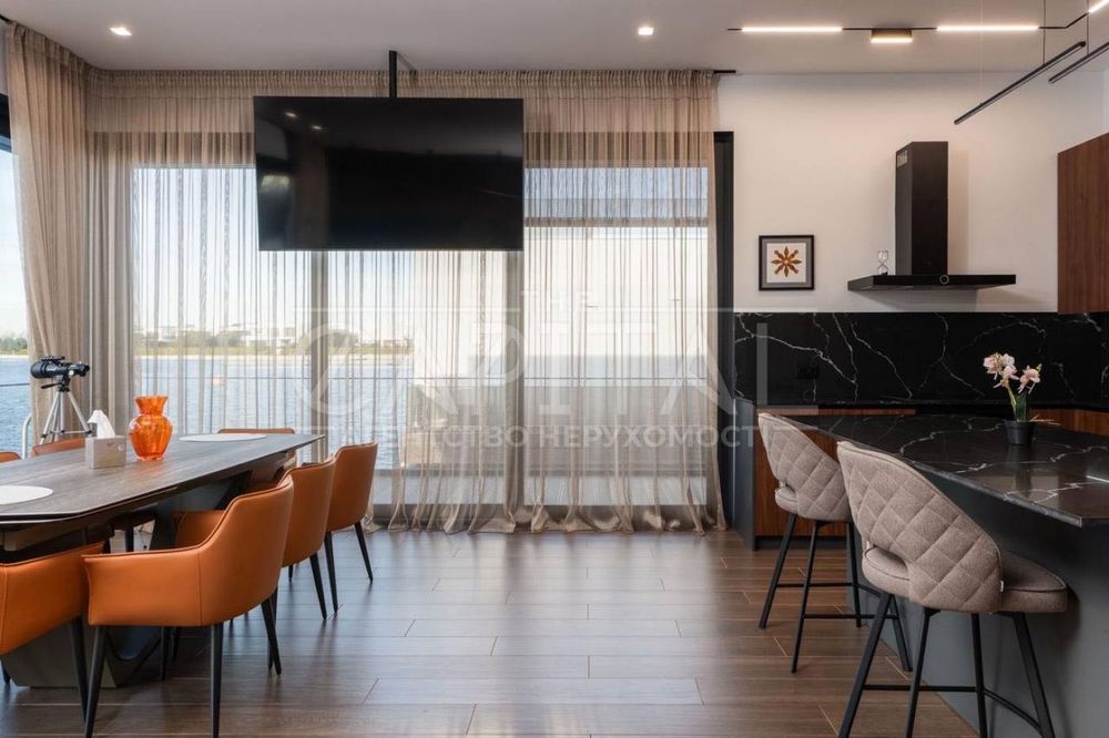 Новий будинок на воді в оренду перша здача Київ