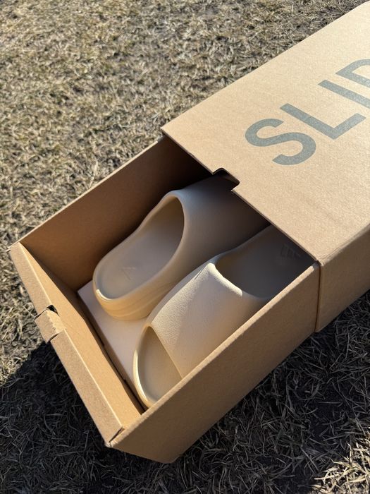 Adidas Yeezy Slide