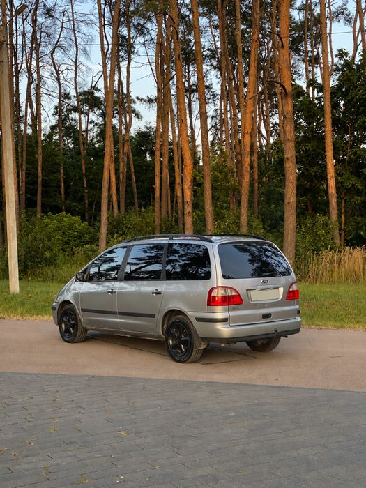Ford Galaxy для військових