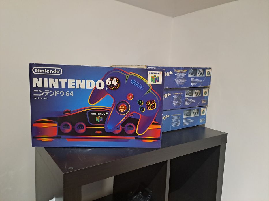 Nintendo 64 w pudełku