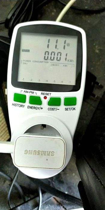 Счетчик електричества, измеритель мощности, ваттметр в розетку