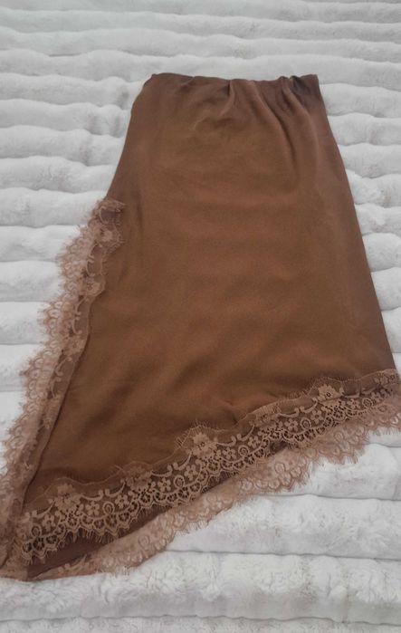 Saia acetinada camel