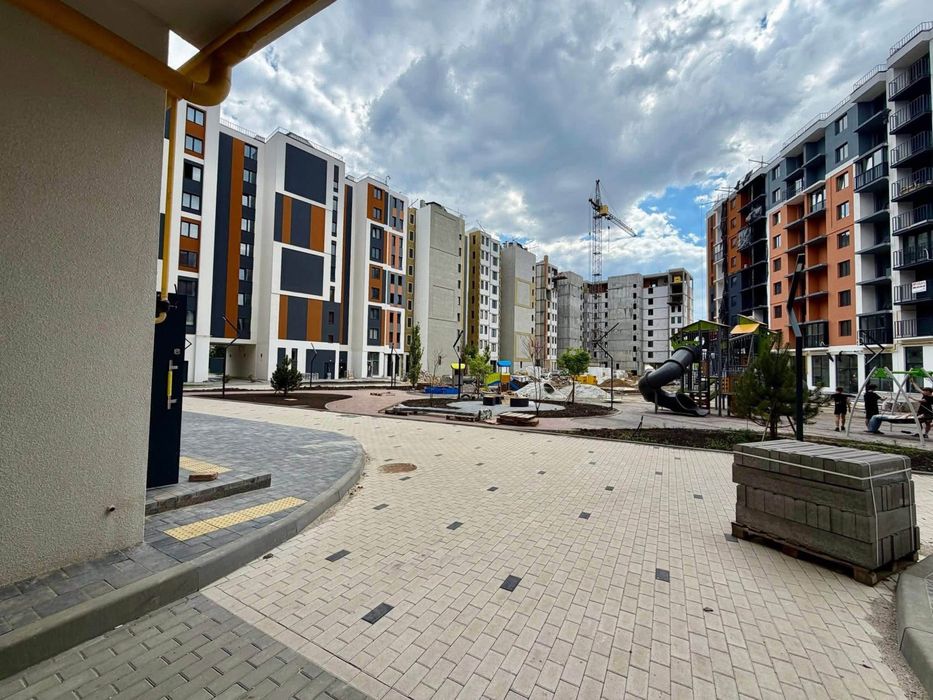 Продам чистову 1-кімнатну квартиру в ЖК Кельце. Район Вишенька. Можна під державні програми. - View 2