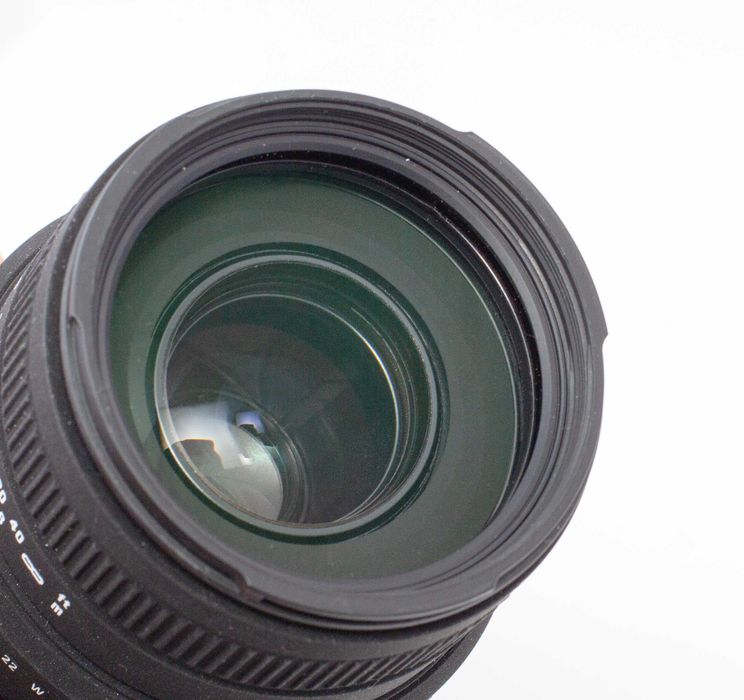 Nikon 70-300mm , AF, como nova da Sigma