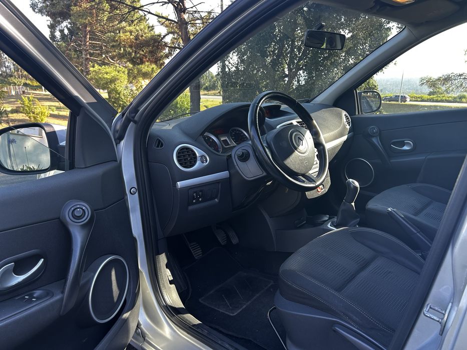 Renault Clio 1.2 16V ( Bom estado )
