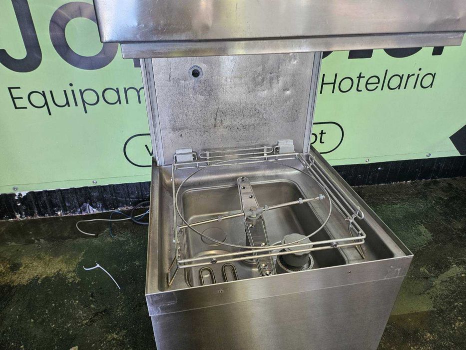 Máquina de lavar loiça de capota muito nova