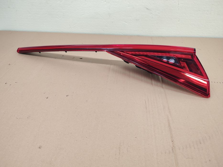 Lampa Led Tył Prawa w Klapę Bagażnika Seat Tarraco 25r Oryginał
