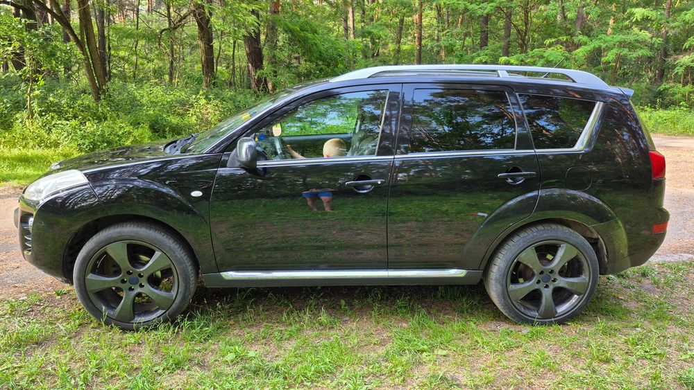 Peugeot 4007 (2010), 2.2 HDi Дизель