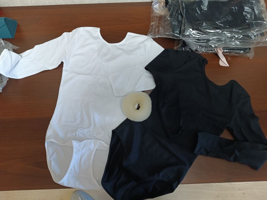 Сучасні купальники ,комбінезони для гімнастики і танців