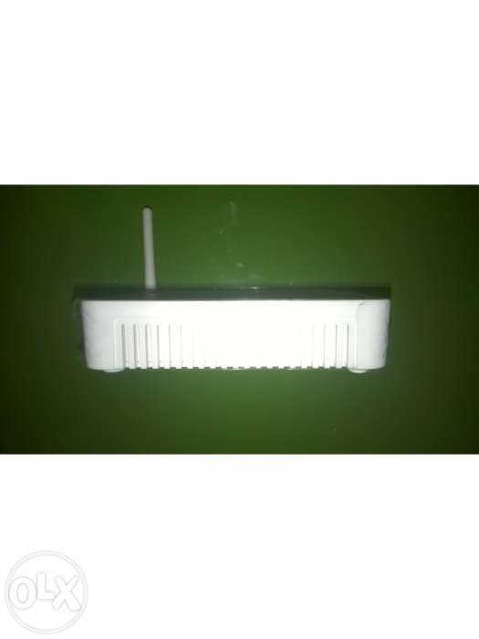 Thomson Wireless Router TG585 v864409236903939122