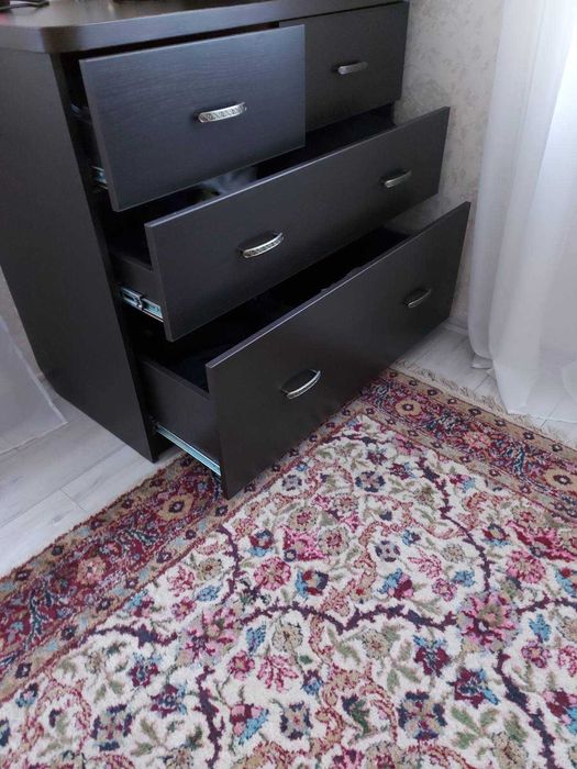 Продам меблі нові та б/у (корпусні та м'які)