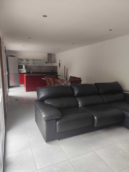 Oportunidade única Casa de campo  t3 com ribeirinho a 2 minutos rio Douro Resende