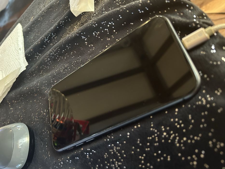 iPhone 11 128gb czarny sprzedam