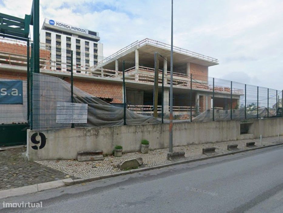 Armazém Novo em Construção - Invista no Futuro do Seu Negócio