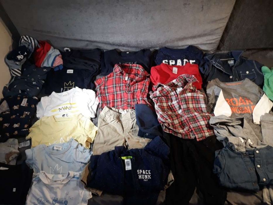 Spodnie koszula swetr body chlopiec 6-12m r.74-80 OldNavyOshKosh 28szt