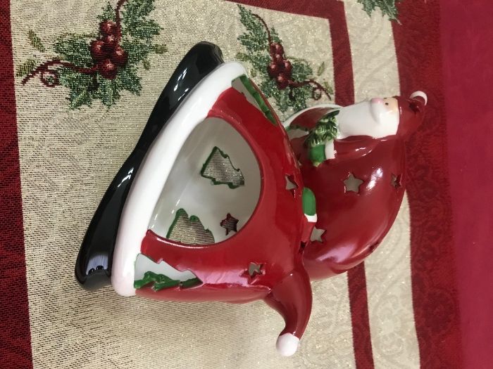 Castiçais em louça em forma de Pai Natal (2)