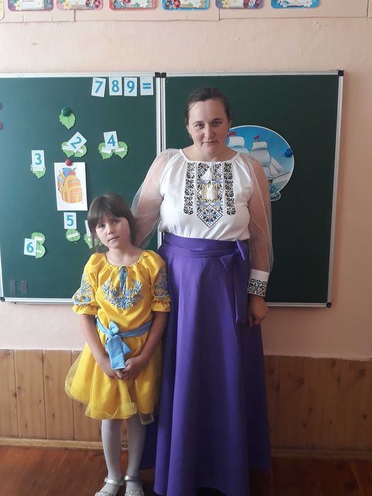 Продається вишиванка