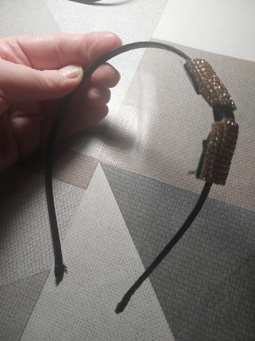 Обруч для волосся. Дівчинці.