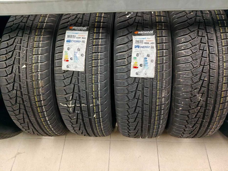 Komplet opon zimowych Hankook Winter i*cept evo2 215/65 R17 99H