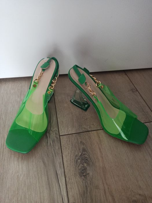 Zielone piękne czółenka rozm.42 okazja duży rozmiar